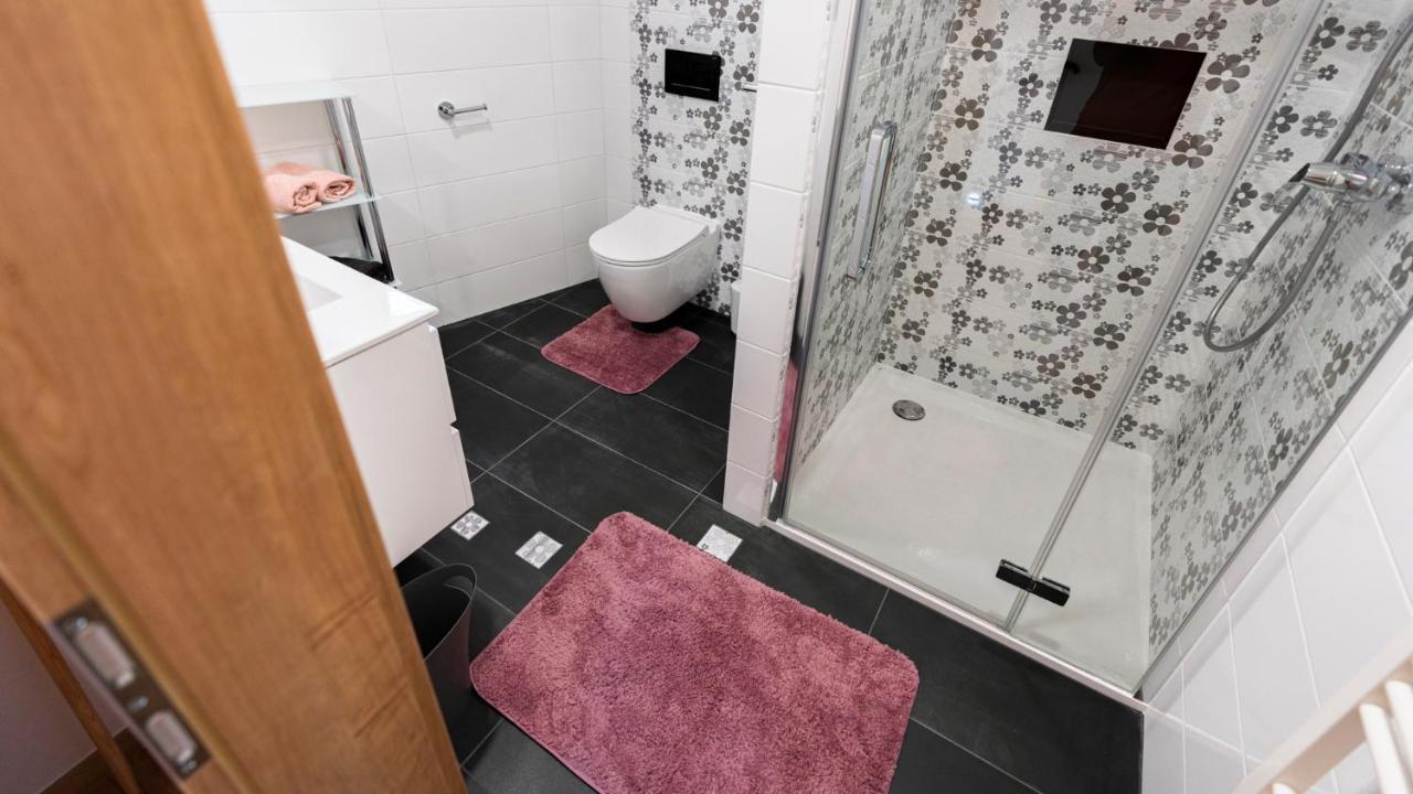 Holiday House Zupanc بوينج المظهر الخارجي الصورة